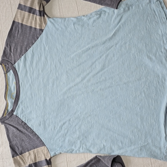 OshKosh B'Gosh (Size 12) and Mini Boden SEE NOTES (Size 9-10) Boys Tee Shirts - Picture 11 of 15